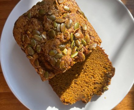Easy Pumpkin Bread (With Olive Oil and Rosemary)